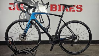 Used Koga KIMERA PREMIUM DISC ULTEGRA Di2 2019 Road & Gravel, Blue — image 2 of 20