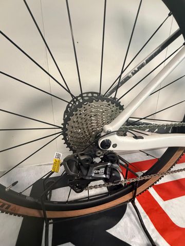 Used Corratec ALLROAD C2 2023 2023 Road & Gravel, White — image 4 of 5
