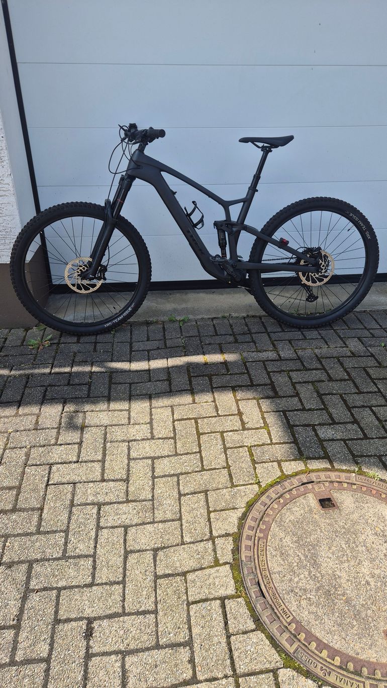 Used Trek Fuel EXe 9.5 2023 2023 Mountainbike, Schwarz, 29 — image 5 of 18