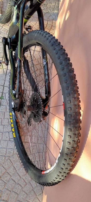 Used olympus Olympus Custom Shimano Deore XT 2017 Mountainbike, Black — image 7 of 7