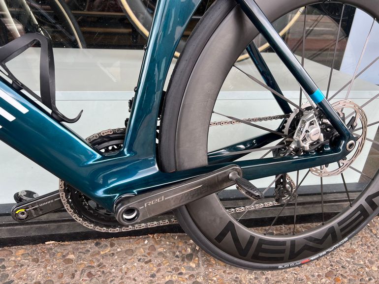 Used Cube Litening Areo 2025 Cube Litening Areo 2025 Custom SRAM Red eTap AXS 2025 Road & Gravel, Blue — image 5 of 8