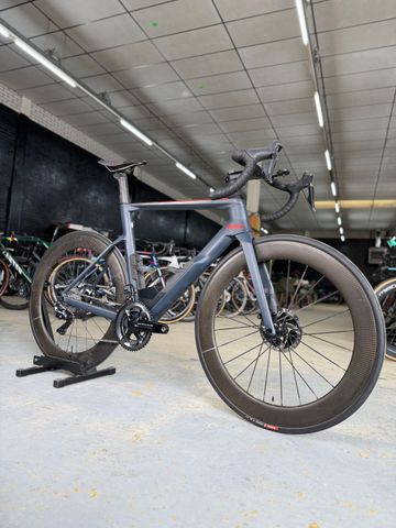 Używany BMC TIMEMACHINE ROAD 01 ONE 2019 2019 Road & Gravel — zdjęcie 2 z 24
