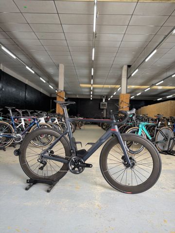 Używany BMC TIMEMACHINE ROAD 01 ONE 2019 2019 Road & Gravel