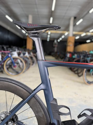 Używany BMC TIMEMACHINE ROAD 01 ONE 2019 2019 Road & Gravel — zdjęcie 10 z 24