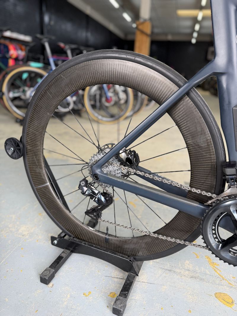 Używany BMC TIMEMACHINE ROAD 01 ONE 2019 2019 Road & Gravel — zdjęcie 11 z 24