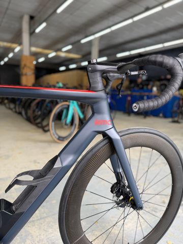 Używany BMC TIMEMACHINE ROAD 01 ONE 2019 2019 Road & Gravel — zdjęcie 9 z 24