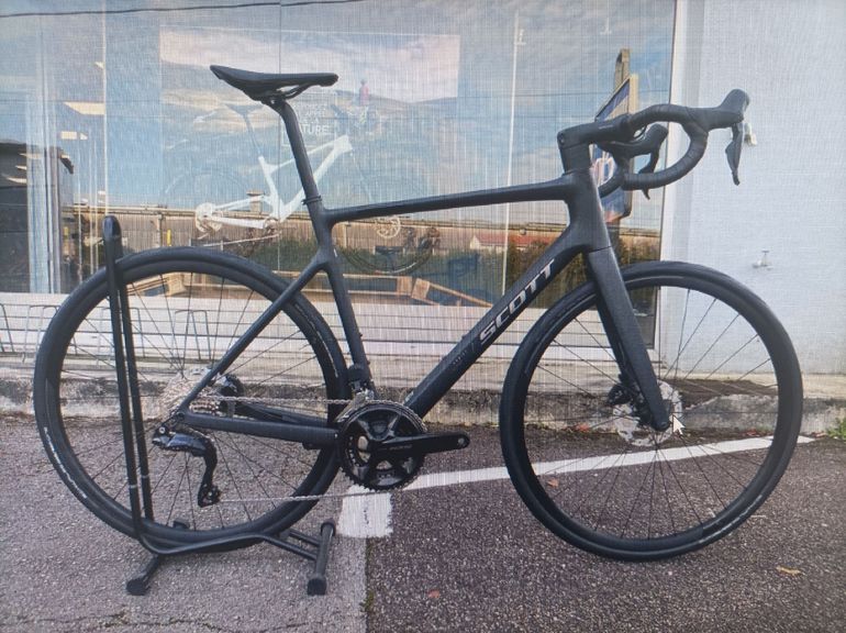 Used Scott Addict 40 2026 2026 Road & Gravel, Black — image 3 of 3
