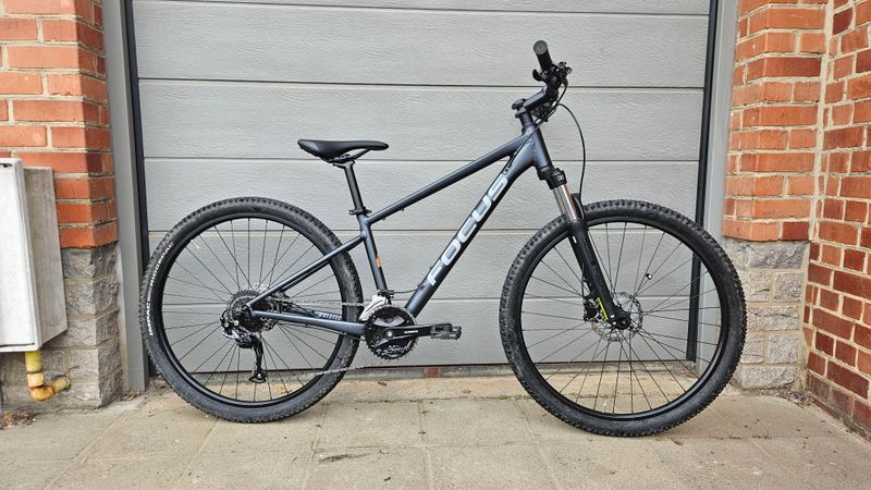 Used Focus Wistler 3.6 2023 Youth, Light Gray — image 1 of 6