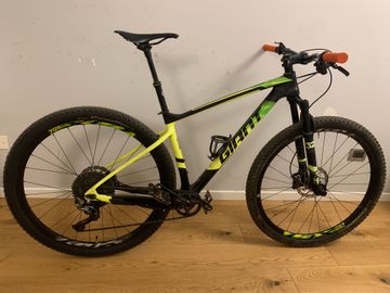 Giant XTC Advanced 29 1 2020 2020 Mountainbike usato, Nero — immagine 1 di 5