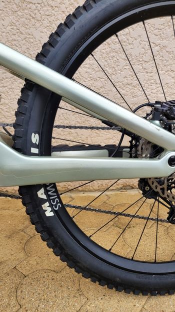 Used Canyon Canyon Strive:On - 2024 - 1244 Kms 2024 Mountainbike, Green — image 10 of 15