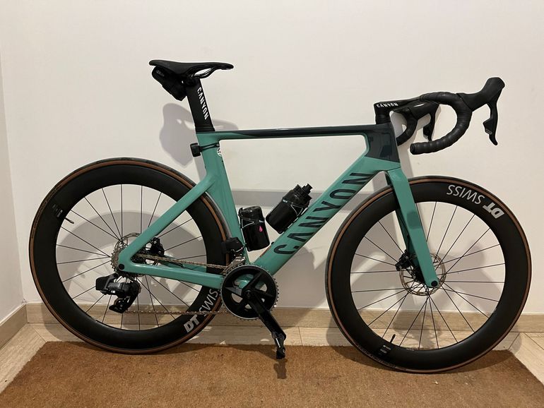 Used Canyon Aeroad CF SLX 7 Disc eTap 2022 2022 Road & Gravel, Grün — image 6 of 6