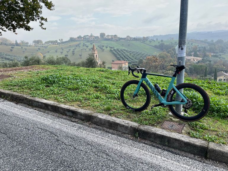 Used Canyon Aeroad CF SLX 7 Disc eTap 2022 2022 Road & Gravel, Grün — image 4 of 6