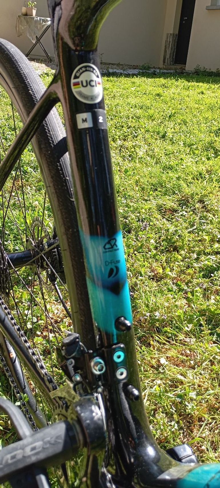 Used Giant Avail Advanced 2 2021 2021 Road & Gravel, Black — image 4 of 5