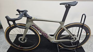 Gebrauchtes Cervélo S5 Shimano Ultegra Di2 2026 Road & Gravel, Hellgrau — Bild 4 von 4