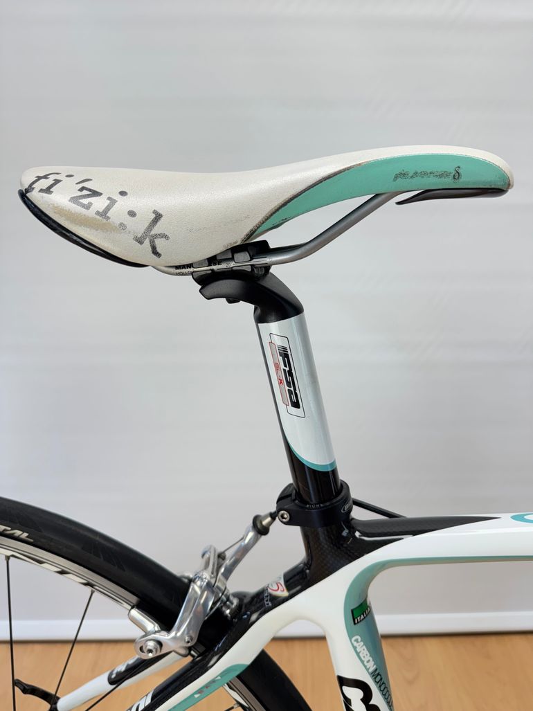 Used Bianchi Bianchi Infinito Campagnolo Athena 11v. Taglia 51 | 2010 2010 Road & Gravel, Blue — image 11 of 24