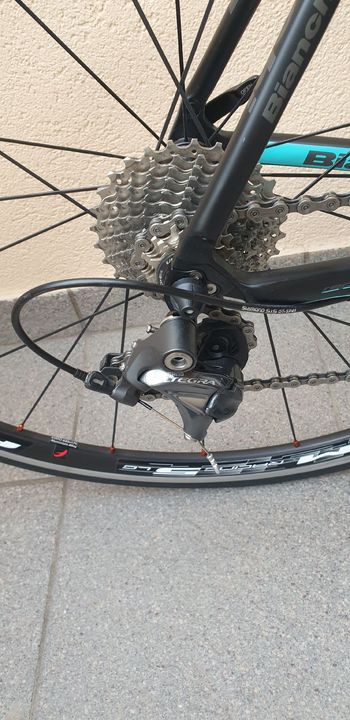Used Bianchi Infinito CV Ultegra 2017 2017 Road & Gravel, Black — image 2 of 5