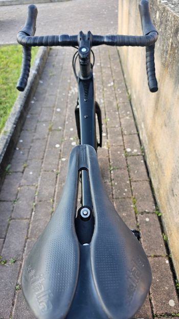 Used Giant Revolt Shimano GRX 2023 Road & Gravel, Black — image 21 of 33