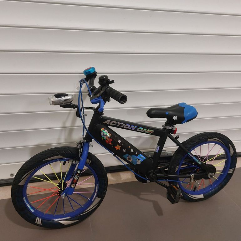 Used actinon one Actinon one Custom Youth, Black — image 2 of 3