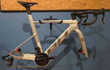 Used BH AEROLIGHT - SRAM FORCE PWR E1 -  SCOPE R4 2026 Road & Gravel