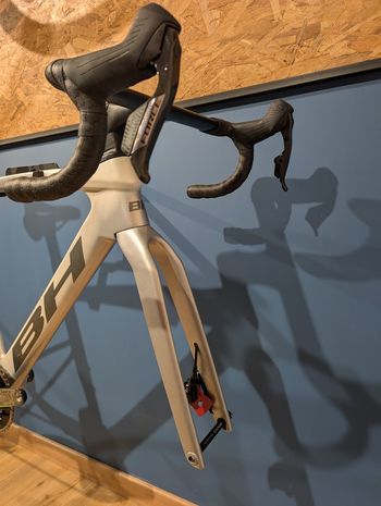 Used BH AEROLIGHT - SRAM FORCE PWR E1 -  SCOPE R4 2026 Road & Gravel, Blanco — image 3 of 5