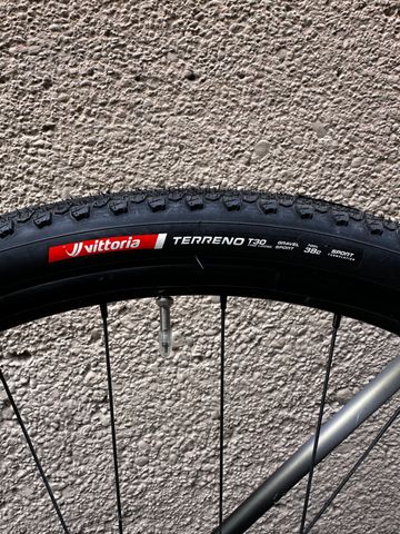 Used Rondo RUUT CF1 2022 2022 Road & Gravel, Black — image 5 of 17