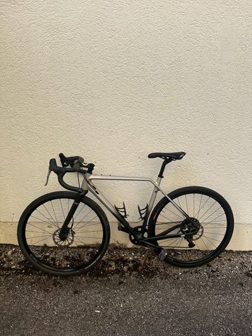Used Rondo RUUT CF1 2022 2022 Road & Gravel, Black — image 2 of 17