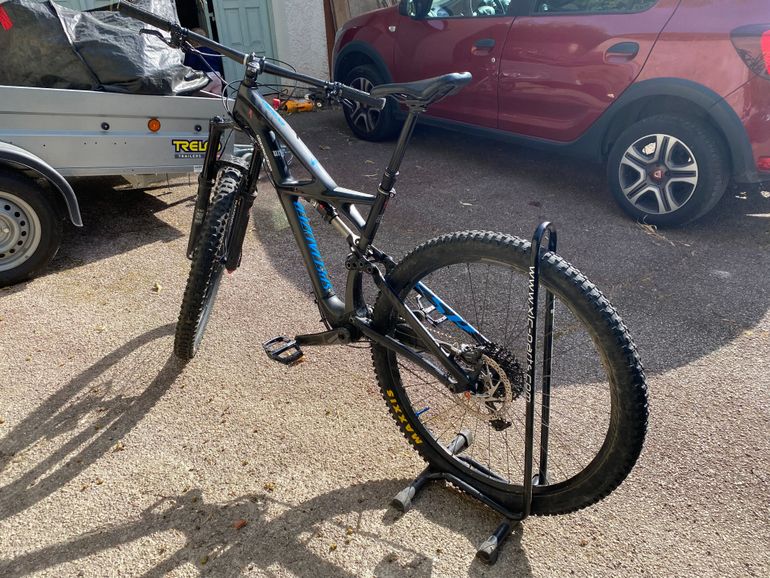 Used Specialized Specialized Enduro Expert 29 2016 Mountainbike — image 4 of 10