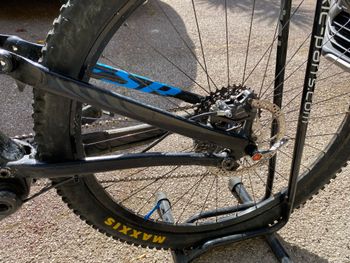 Used Specialized Specialized Enduro Expert 29 2016 Mountainbike — image 6 of 10