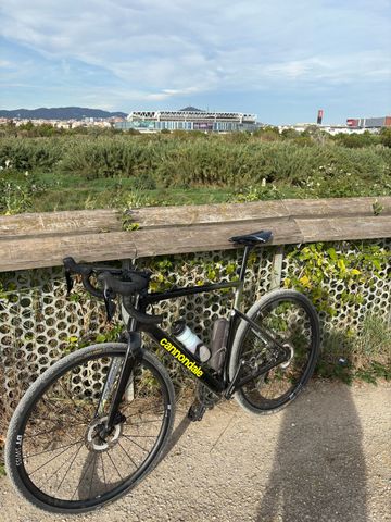 Tweedehands Cannondale Shimano 105 Di2 2023 Road & Gravel — afbeelding 2 van 8