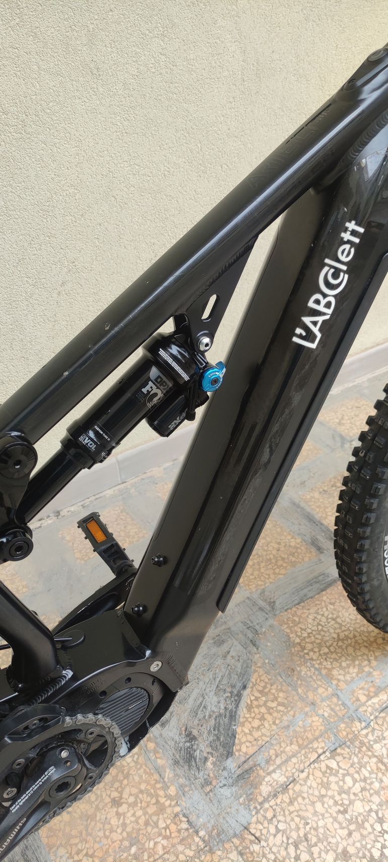 Used Saracen Ariel 50E 2021 2021 Mountainbike — image 2 of 6