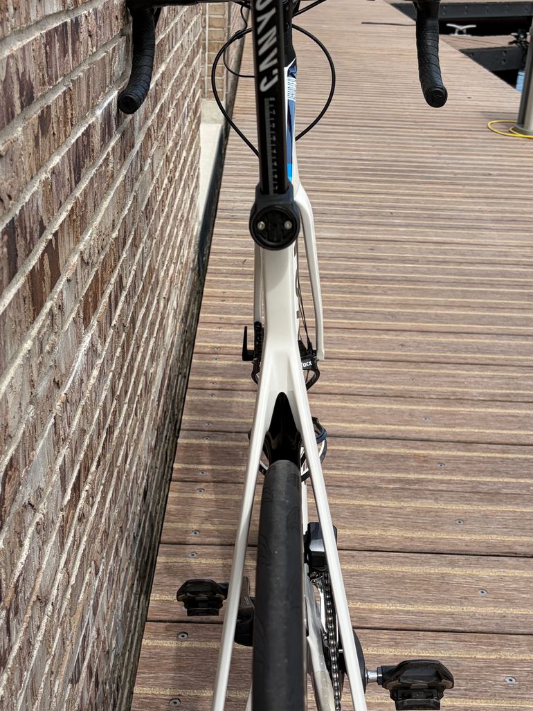 Used Canyon Aeroad CF SL Disc 8.0 AF 2020 2020 Road & Gravel, White — image 3 of 11