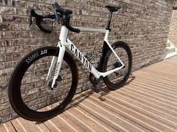 Used Canyon Aeroad CF SL Disc 8.0 AF 2020 2020 Road & Gravel, White — image 2 of 11