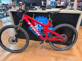 Used Trek Slash 9.9 29 Race Shop Limited 2017 2017 Mountainbike, Rot, 29 — image 27 of 37