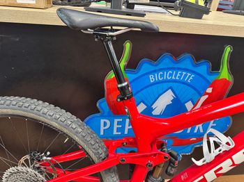 Used Trek Slash 9.9 29 Race Shop Limited 2017 2017 Mountainbike, Rot, 29 — image 6 of 37