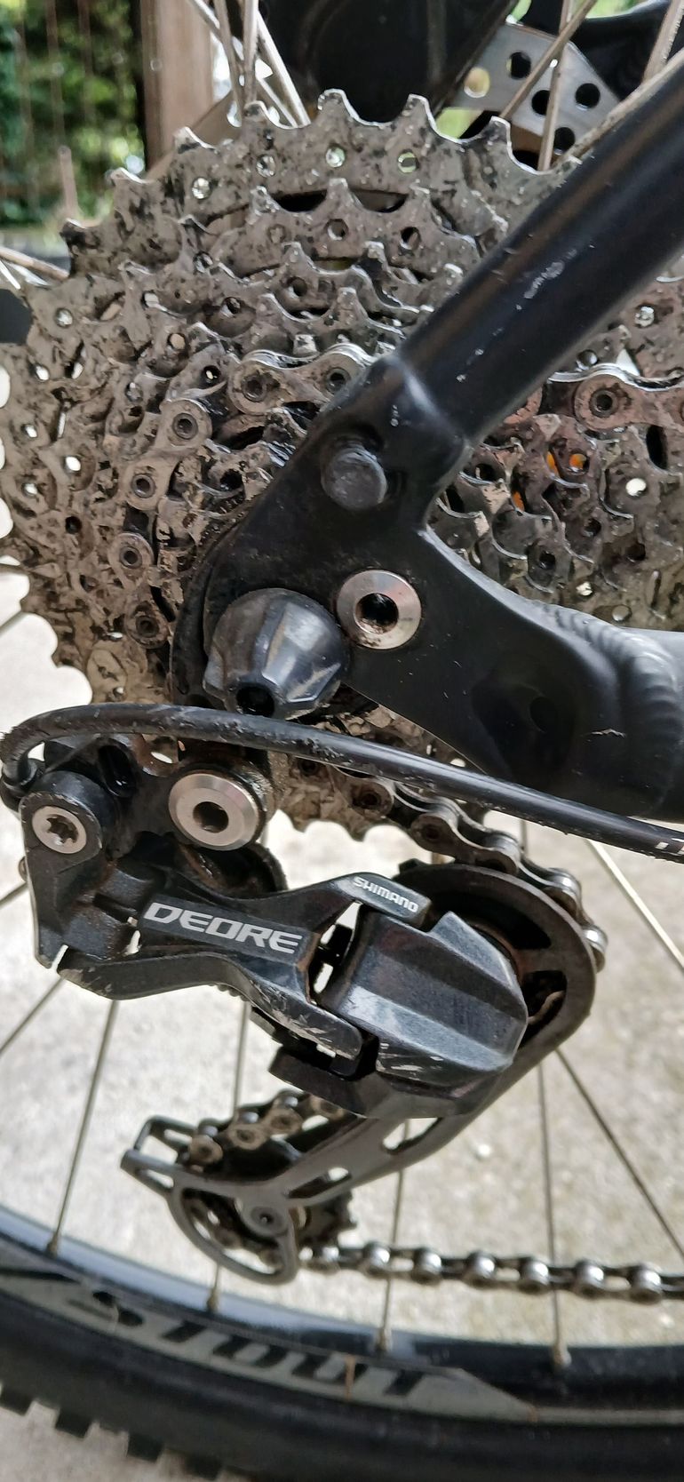 Used Specialized Pitch Shimano Deore 2015 Mountainbike, Black — image 2 of 5
