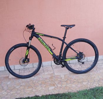 Used Specialized Pitch Shimano Deore 2015 MTB