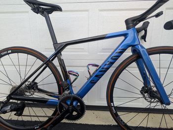 Canyon, Ultimate CF SL 7 eTap 2023
