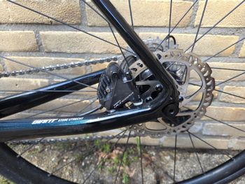 Used Giant Defy Shimano Ultegra 2023 Road & Gravel, Black — image 28 of 28