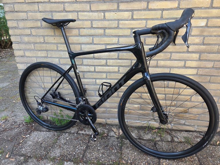 Used Giant Defy Shimano Ultegra 2023 Road & Gravel, Black — image 2 of 28