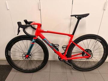 Używany BMC Kaius 01 LTD 2024 2024 Road & Gravel — zdjęcie 12 z 19