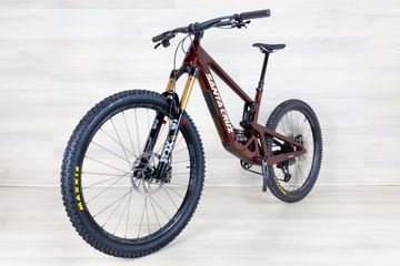 Used Santa Cruz Bronson Cc 2025 Mountainbike, Red — image 6 of 18