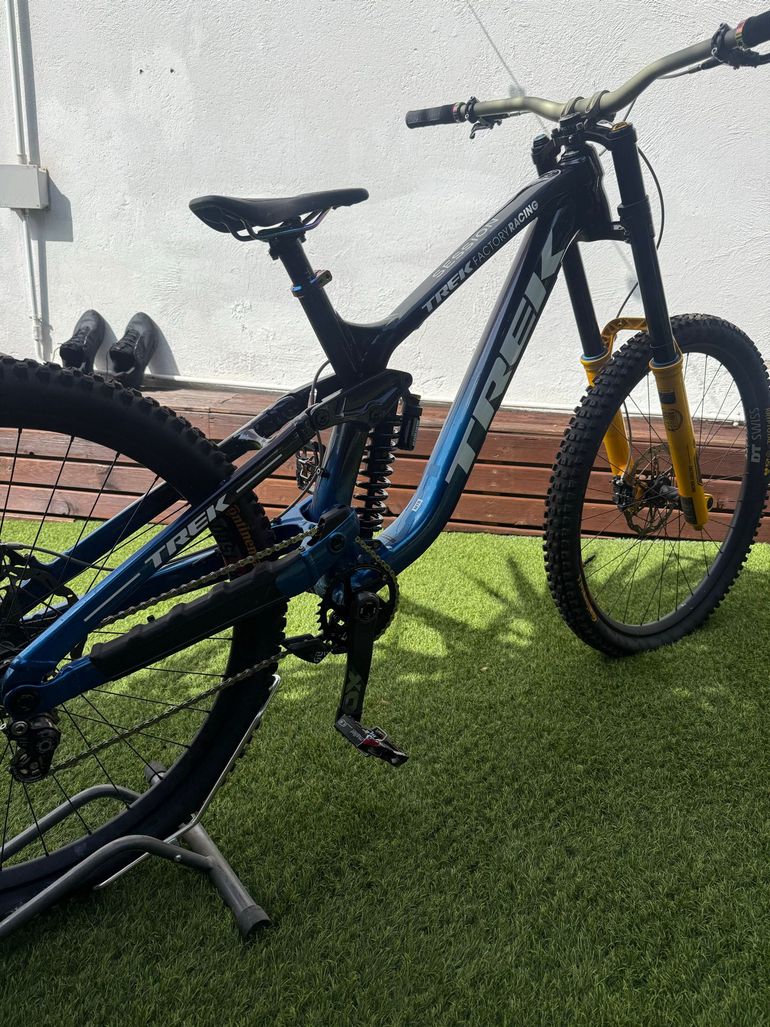 Used Trek Session Single Speed SBONE 2022 Mountainbike, Blue — image 9 of 16