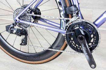 Used Specialized Tarmac SL8 Expert 2024 Road & Gravel, Purple — image 7 of 15