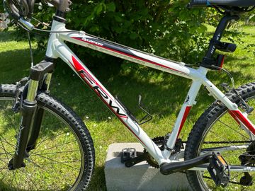 Used FRW Custom Shimano Alivio 2013 Mountainbike, White — image 3 of 6