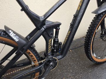 Used Canyon Strive CF 9.0 2020 2020 Mountainbike, Black, 29 — image 4 of 10