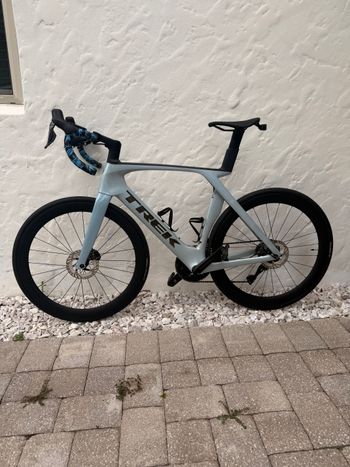 Used Trek Madone SL 7 Gen 7 2024 2024 Road & Gravel — image 6 of 6