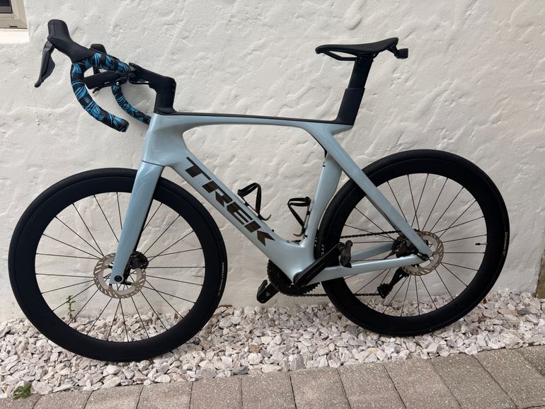 Used Trek Madone SL 7 Gen 7 2024 2024 Road & Gravel — image 1 of 6