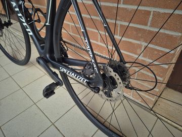 Used Specialized Tarmac Comp Disc 2017 2017 Road & Gravel, Black — image 6 of 9