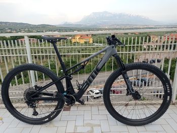 BMC, Fourstroke AMP LT THREE 2024