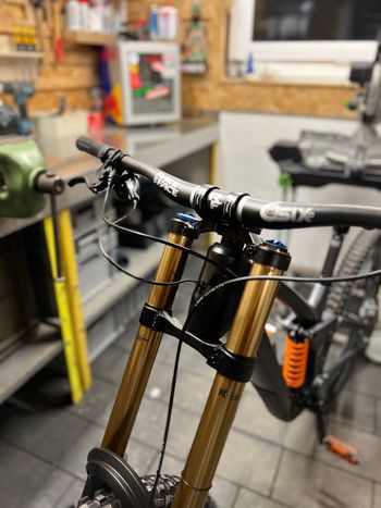 Used CUBE TWO15 HPC SLT 2022 2022 Mountainbike, Black, 29 — image 3 of 6
